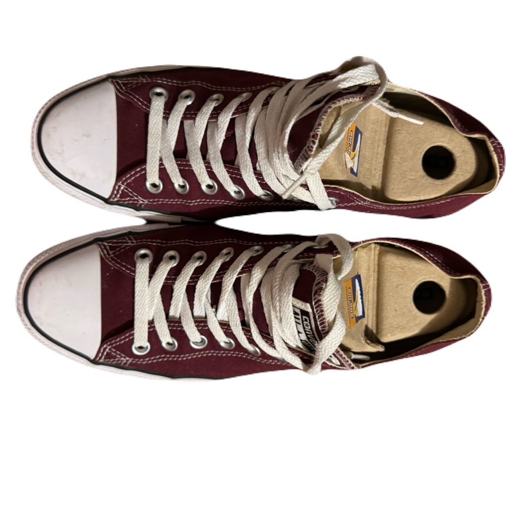 Converse Burgundy Low-Top Sneakers-11.5